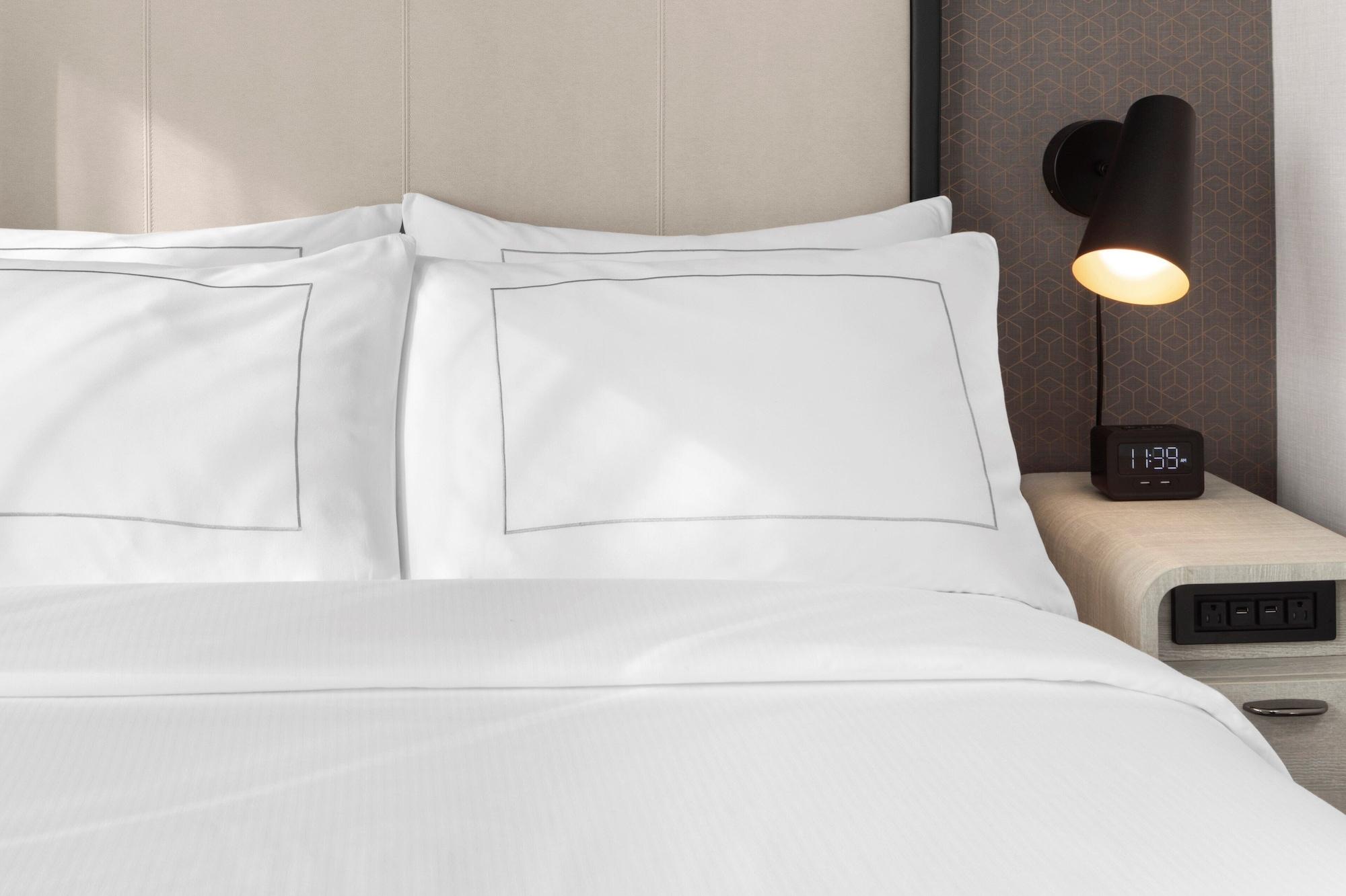 Voco Times Square South New York By Ihg Hotel Bagian luar foto